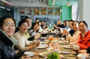 歲末不覺寒 冬至時光暖 丨洛陽正大組織開展“迎冬至、包餃子”文化活動